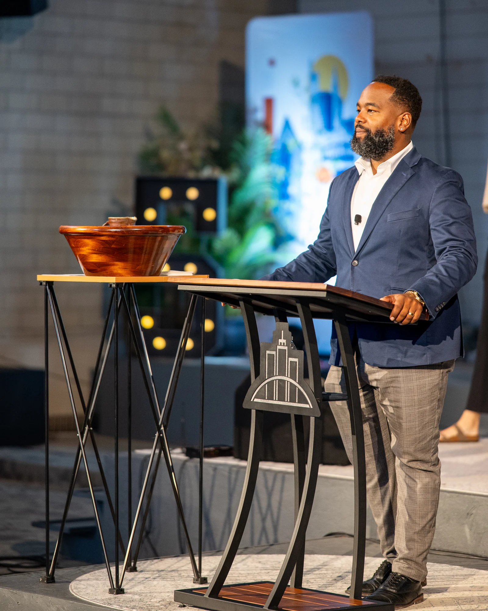 Pastor Keon preaching at Bridge City Church